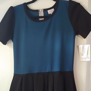 Small LuLaRoe Amelia Dress